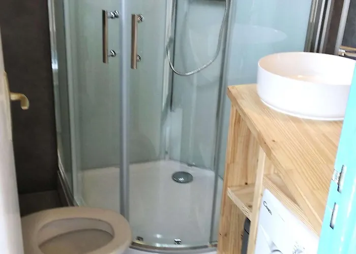 T2 Cap D'agde: Avec Piscine Et Tennis, A 100m De La - Fr-1-607-15 Apartman