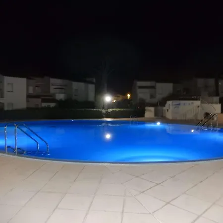 T2 Cap D'agde: Avec Piscine Et Tennis, A 100m De La - Fr-1-607-15 Appartement