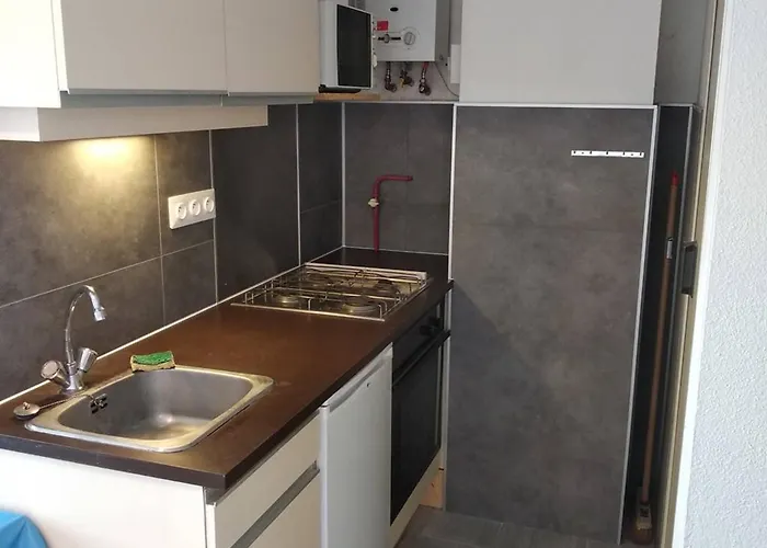 T2 Cap D'agde: Résidence Avec Piscine Et Tennis, à 100m De La - Fr-1-607-15